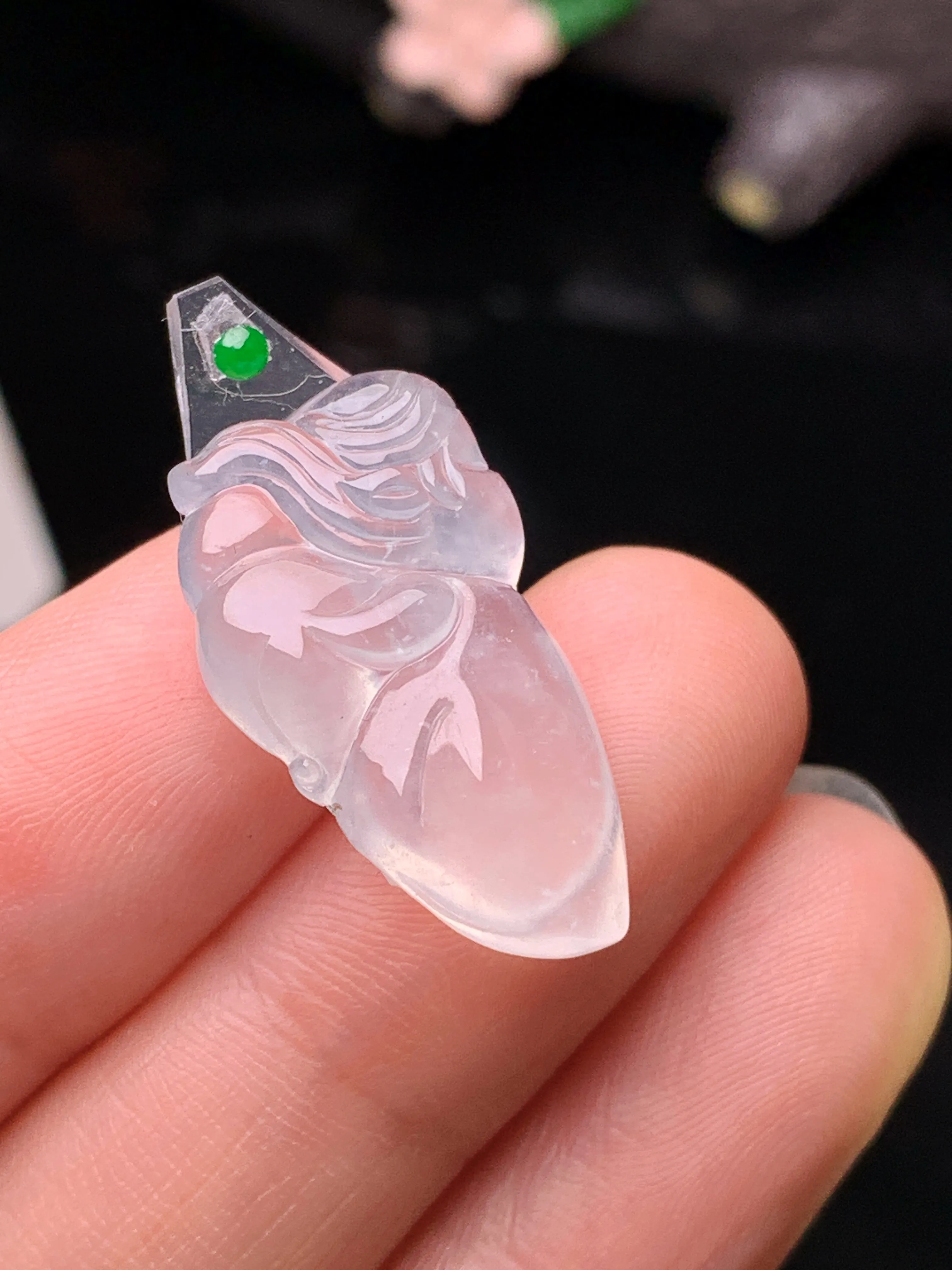 镶嵌款 冰种天使宝宝  玉质细腻 色泽清新艳丽 整体尺寸23.2*14*5.3