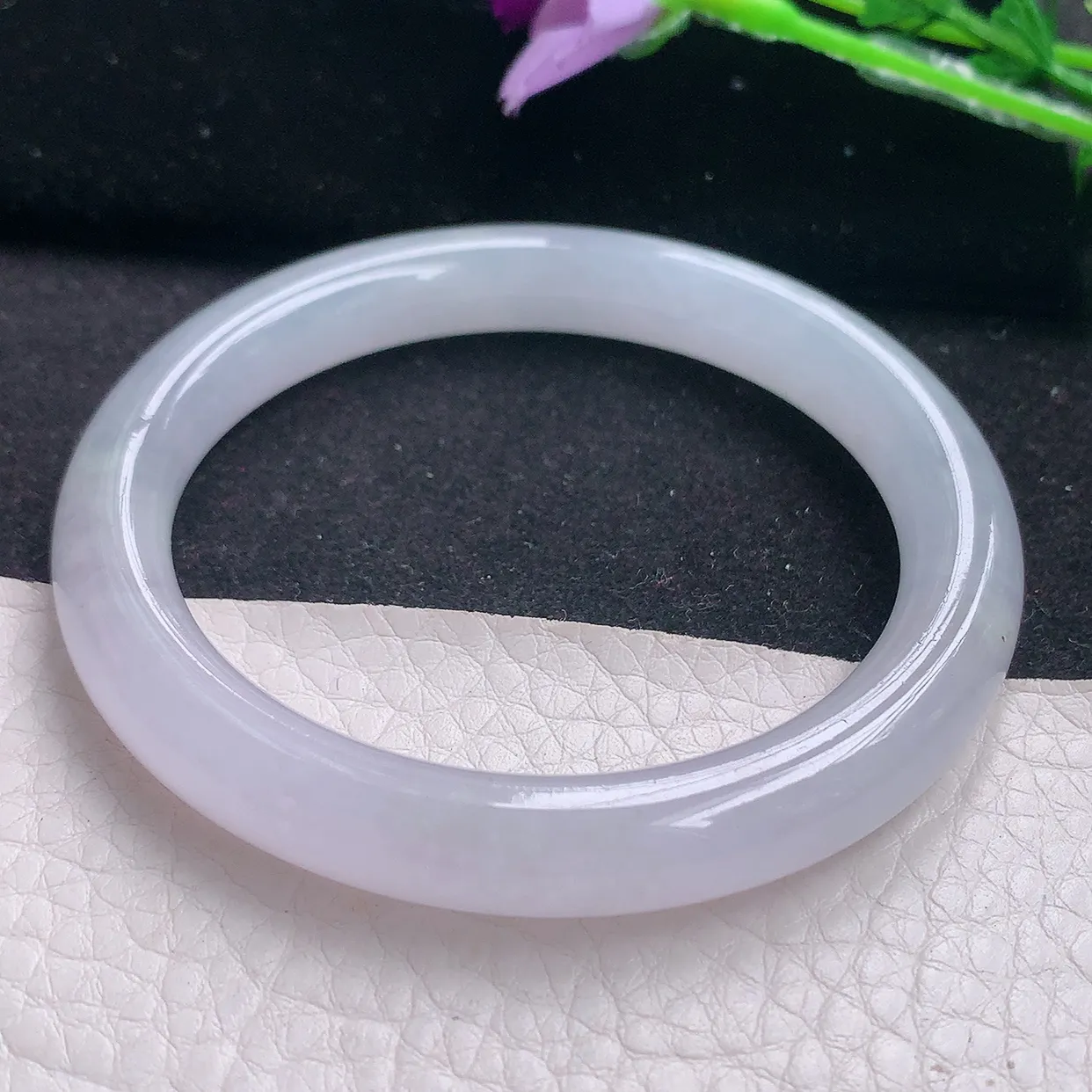 xh自然光55.3*9.2*8.8美人镯 翡翠a货玉手镯冰胶纯美圆条玉手环 平安镯