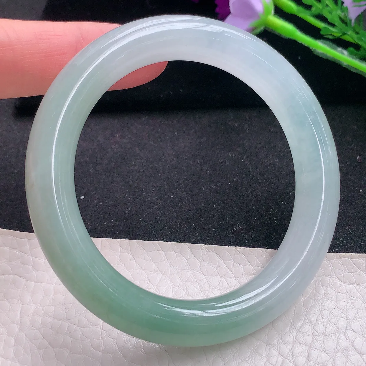 fy自然光56*10.6*10美人镯 翡翠玉手镯半山水圆条玉手环 美人镯