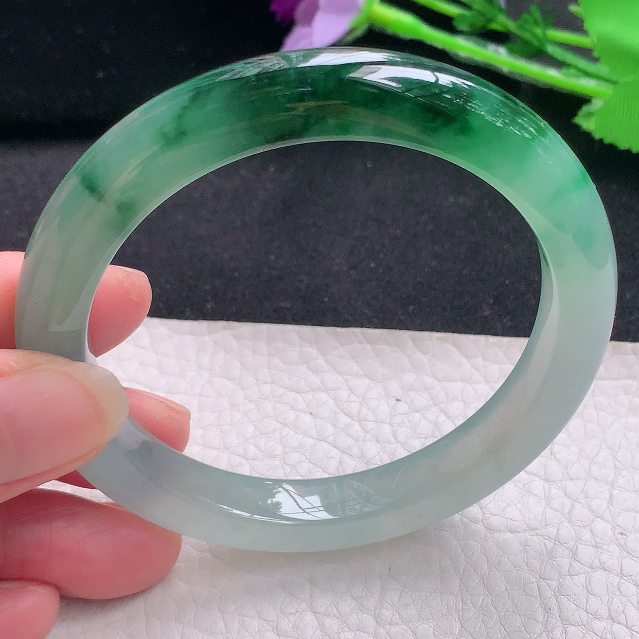 nc自然光57.5*9.6*8.6平安镯 缅甸翡翠玉手镯冰飘花起光宽边玉手环