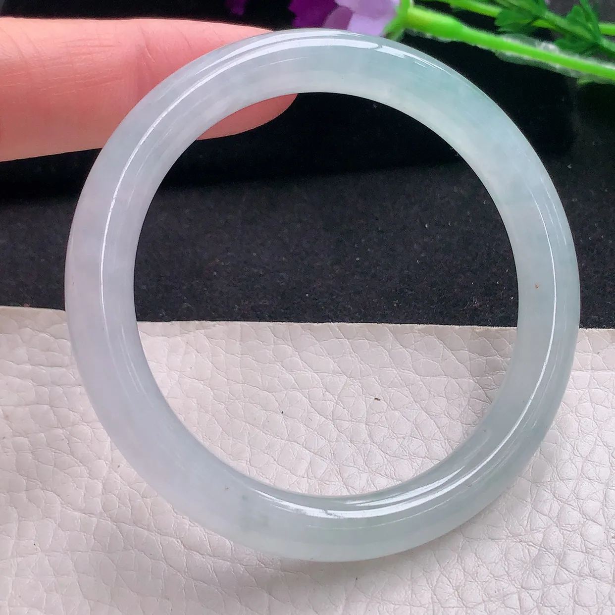 nc自然光53*7.8*8.2美人镯 缅甸翡翠玉手镯冰润清爽圆条玉手环 叮当镯