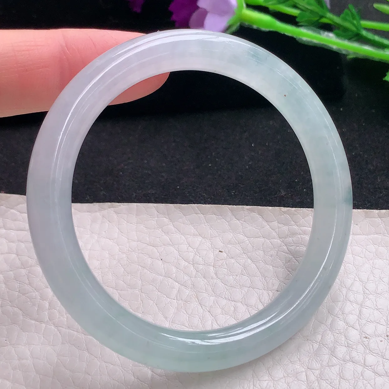 nc自然光53*7.8*8.2美人镯 缅甸翡翠玉手镯冰润清爽圆条玉手环 叮当镯