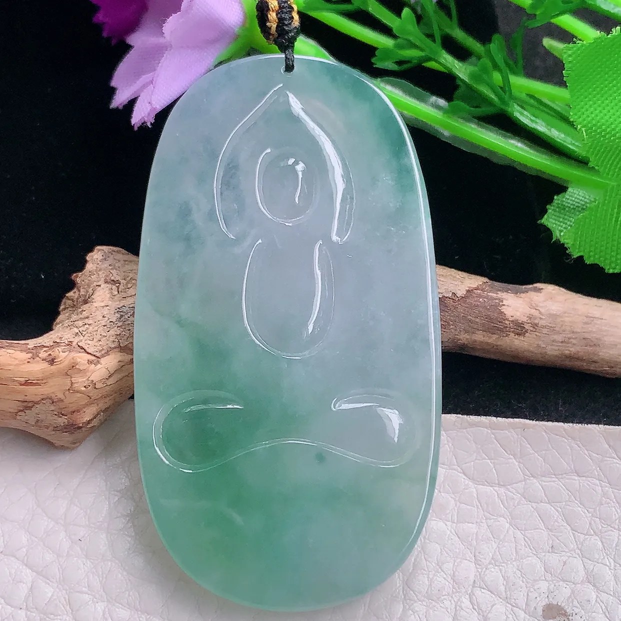 kh实拍62.6*34.5*5.6天然翡翠阿弥佗佛吊坠冰透精雕俏色如来佛祖