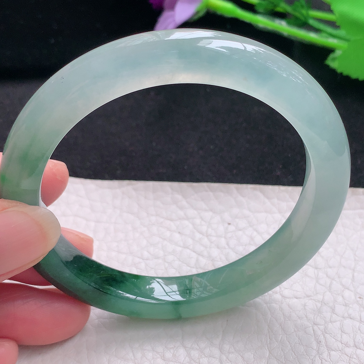 nc自然光57.5*9.6*8.6平安镯 缅甸翡翠玉手镯冰飘花起光宽边玉手环