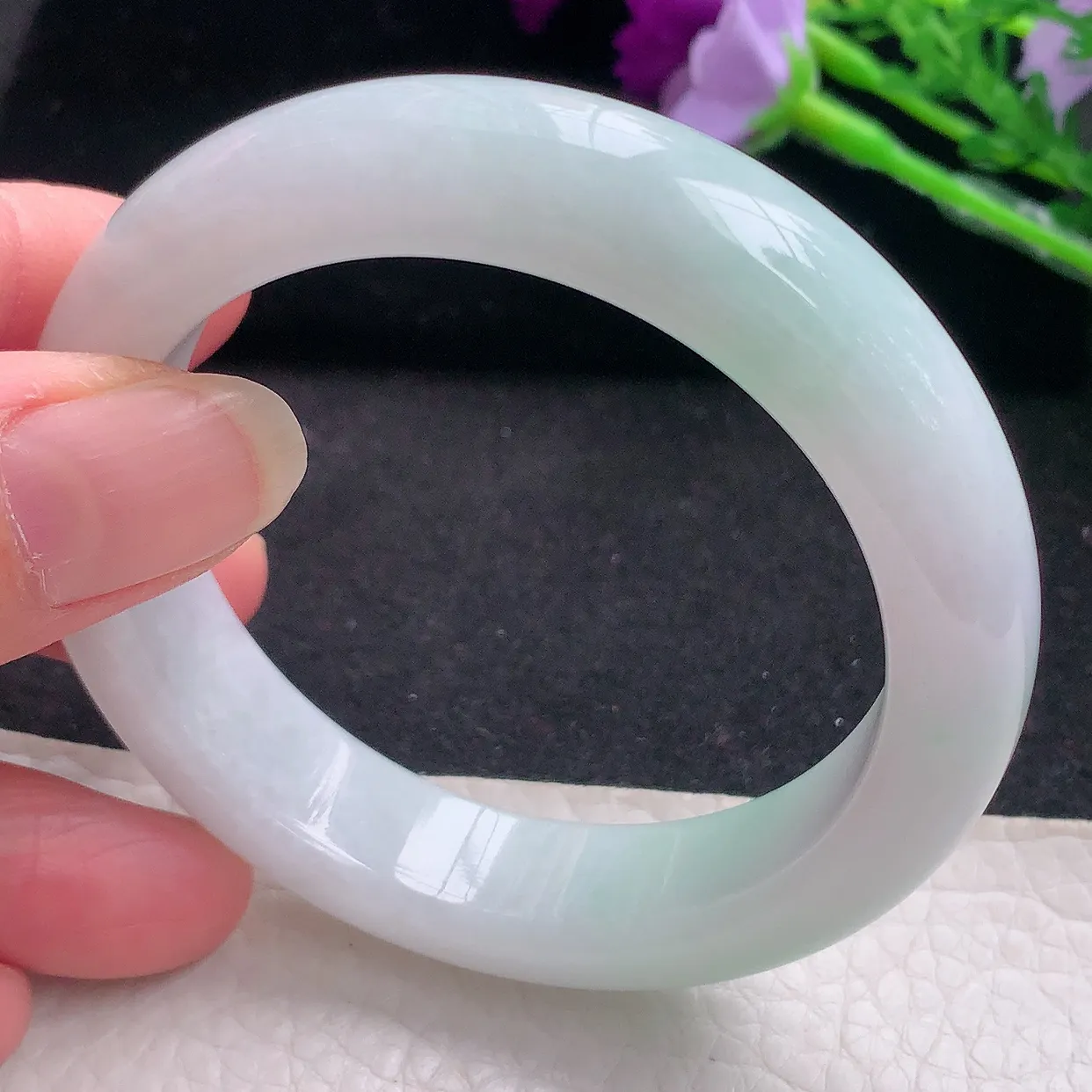 nr自然光53*13*8.8平安镯 缅甸翡翠a货水润清新飘绿宽边玉手镯玉手环