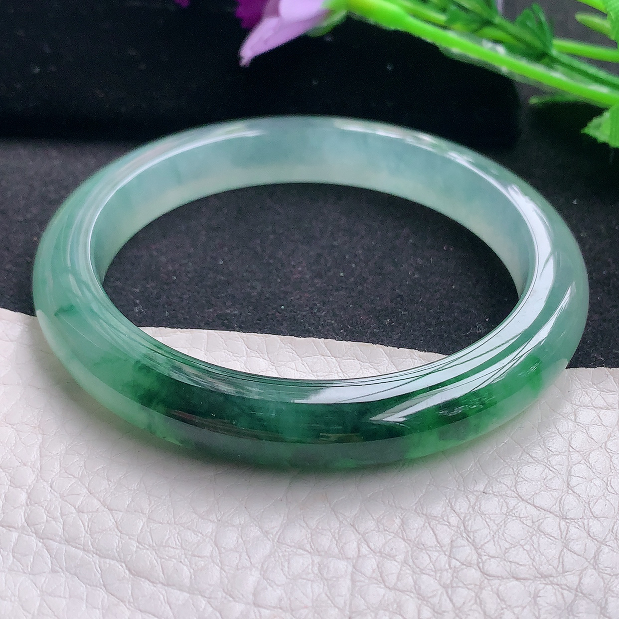 nc自然光57.5*9.6*8.6平安镯 缅甸翡翠玉手镯冰飘花起光宽边玉手环