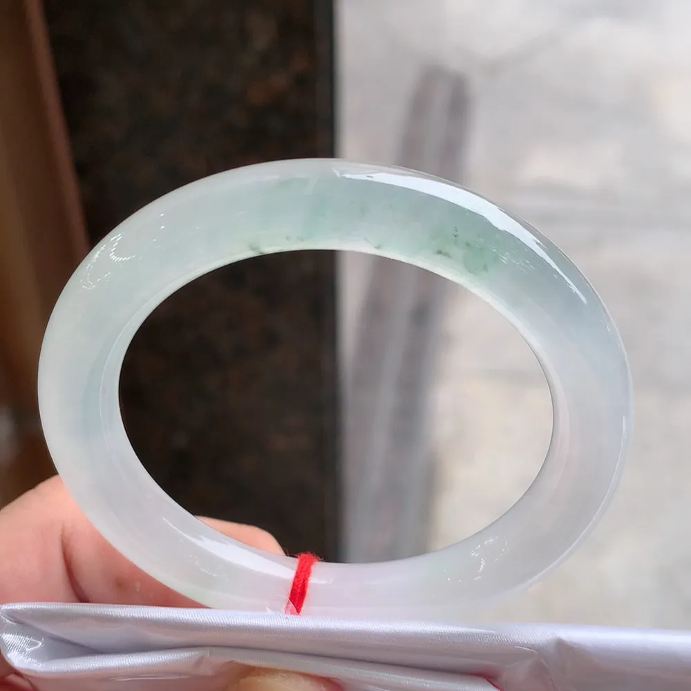 圆条冰玻飘花 无瑕 尺寸:54.6/9.6 花美 种水好