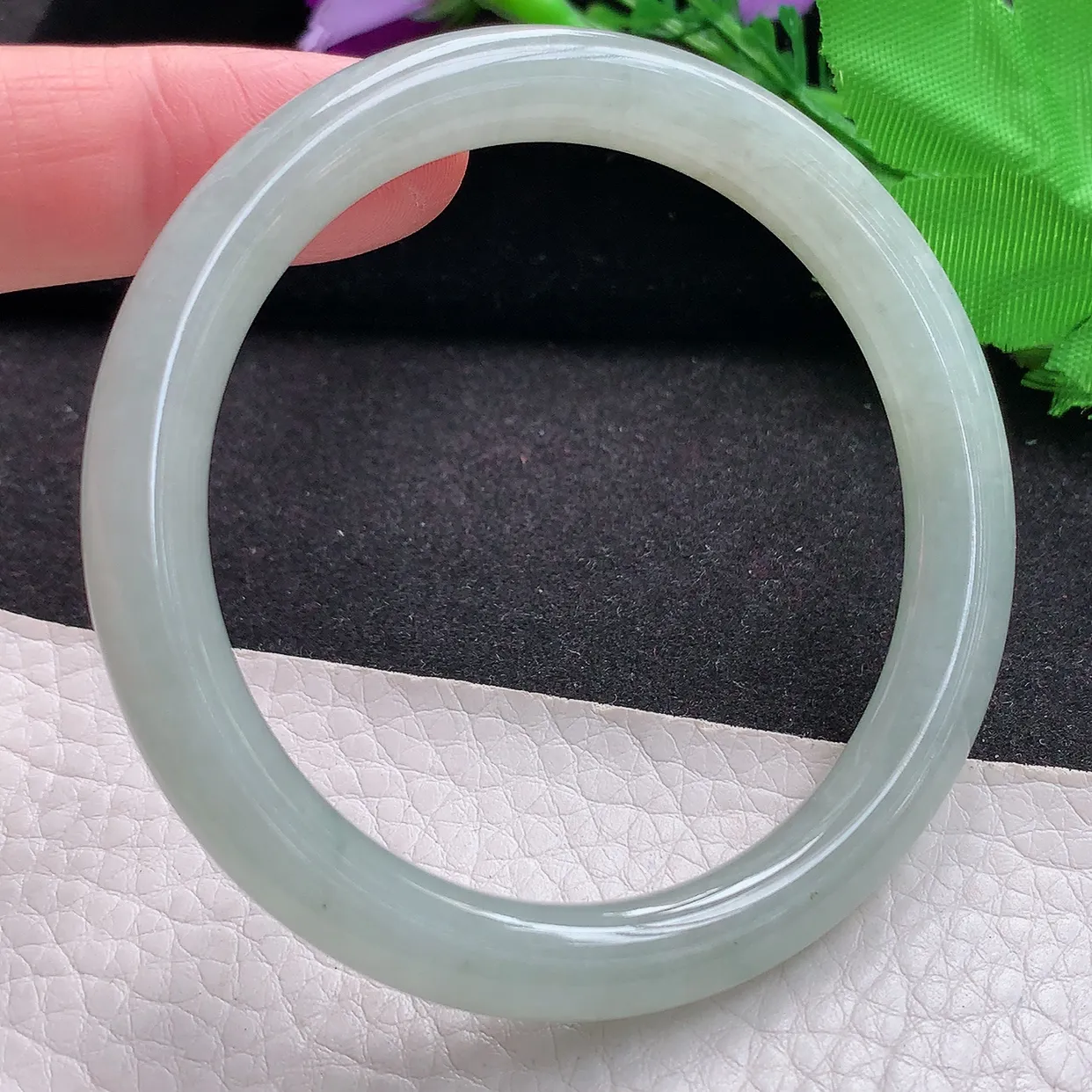 ll自然光55*8美人镯 缅甸翡翠a货玉镯子双彩圆条玉手环 叮当镯