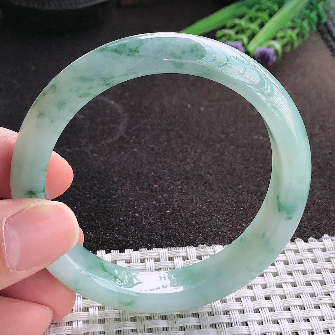 天然A货翡翠57.5/12.8/8.5老坑精美冰润飘花带紫手镯宽边玉镯女款