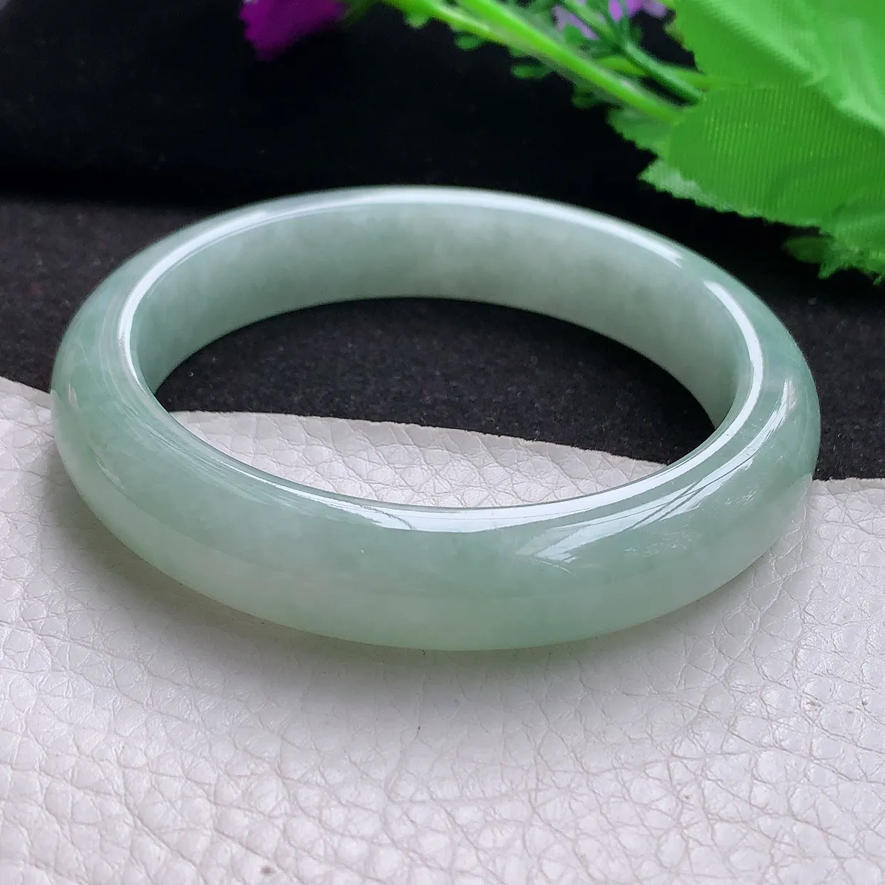 z大圈口60*12.7*8.8平安镯 缅甸翡翠A货晴绿宽边玉手镯玉手环