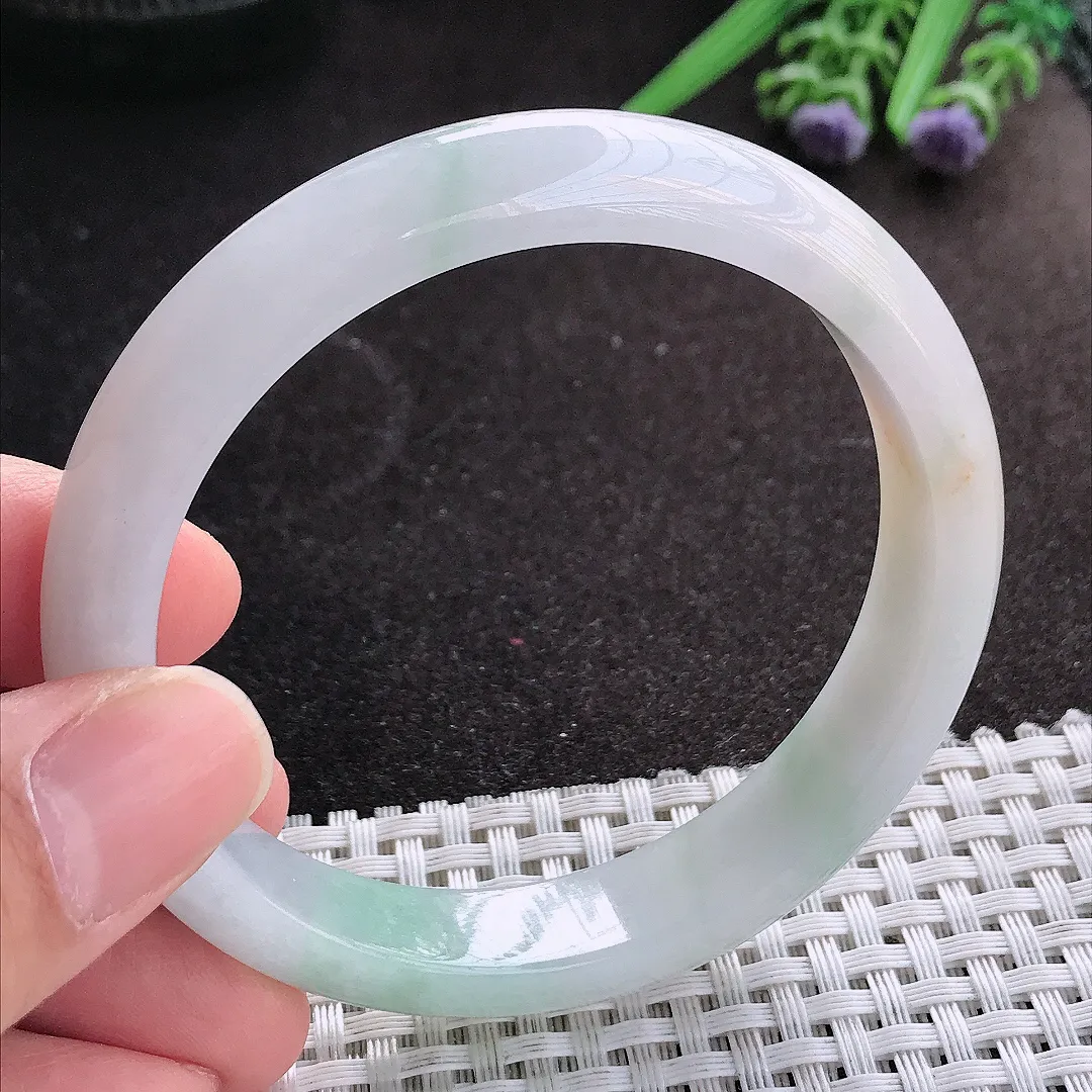 天然A货翡翠58.5/12/7.8老坑秀气油润飘花手镯宽边玉镯