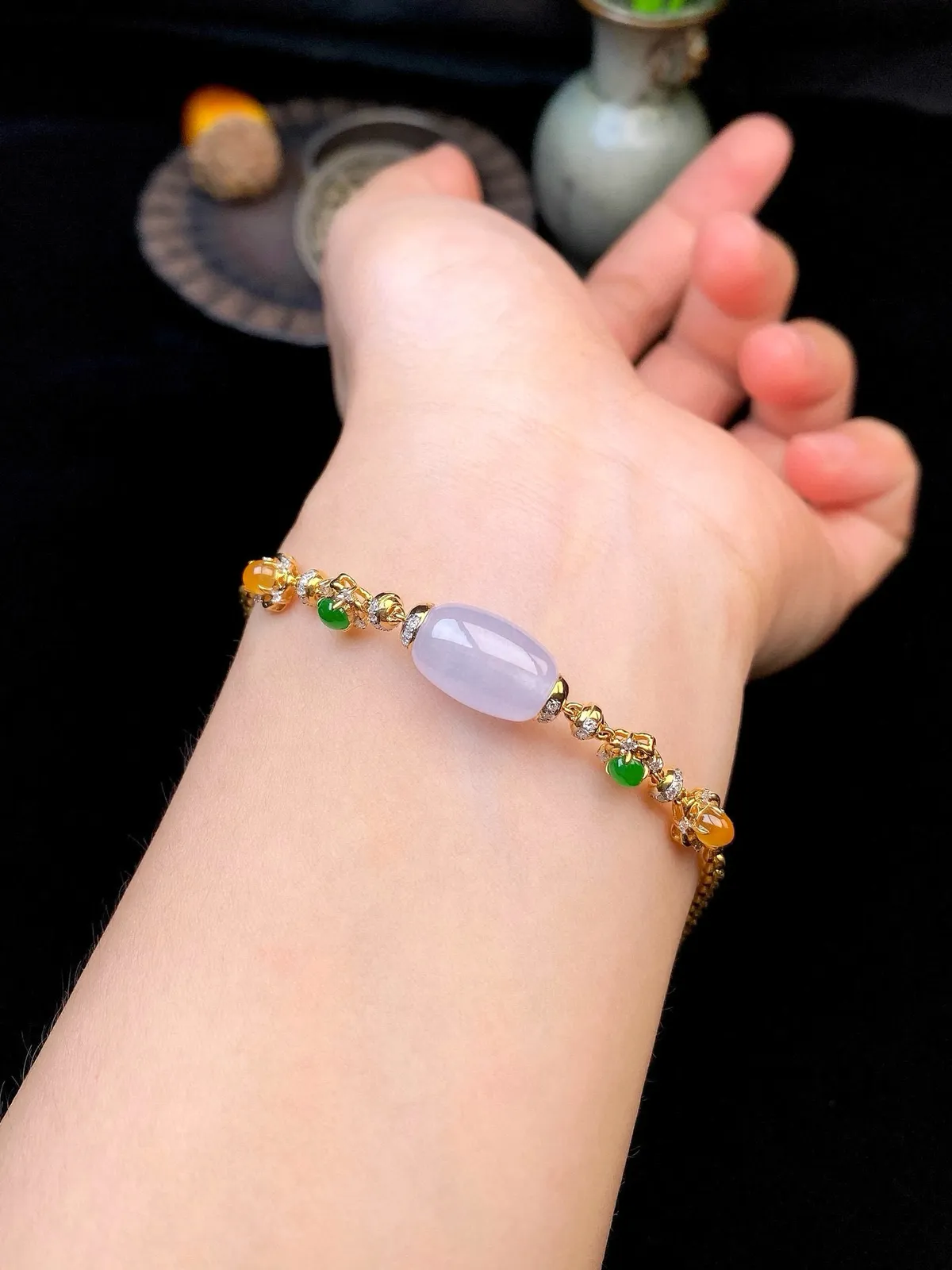 【冰种紫罗兰路路通组合镶嵌手链】颗颗冰透，饱满圆润，光泽闪耀，流行款，18K金钻镶嵌，裸石尺寸12.7*8.8毫米，总长185