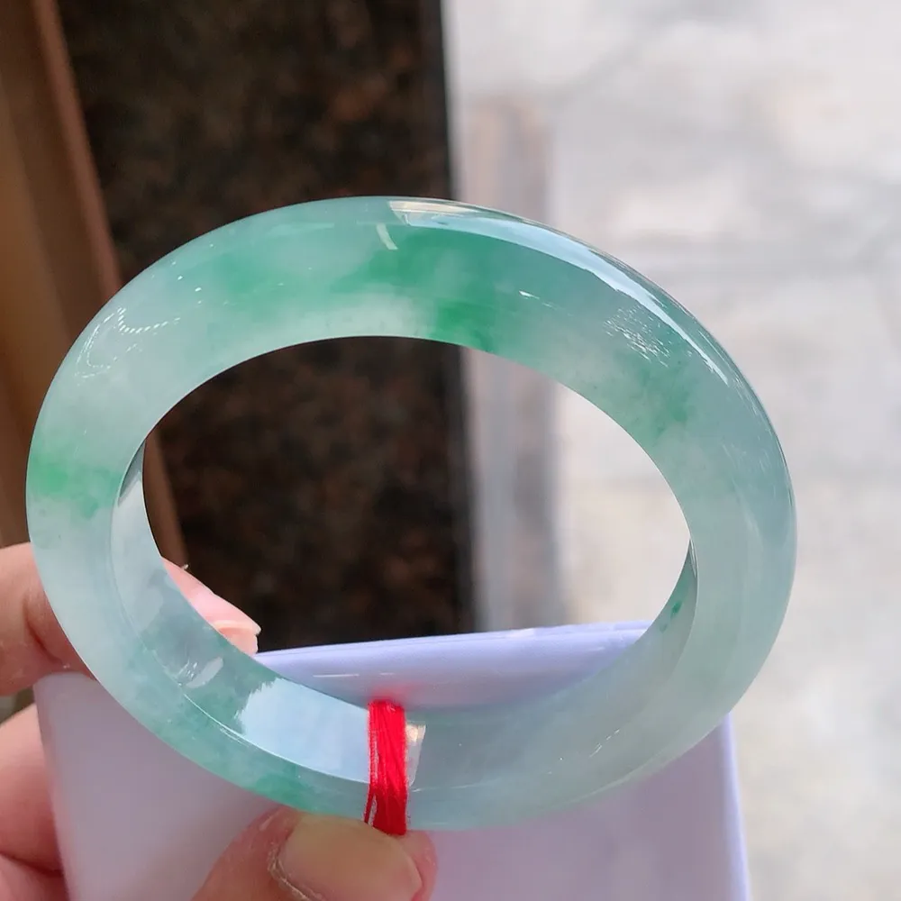 正圈冰玻飘花 无瑕 尺寸:53.8/11.8/9.2 花美 种水好