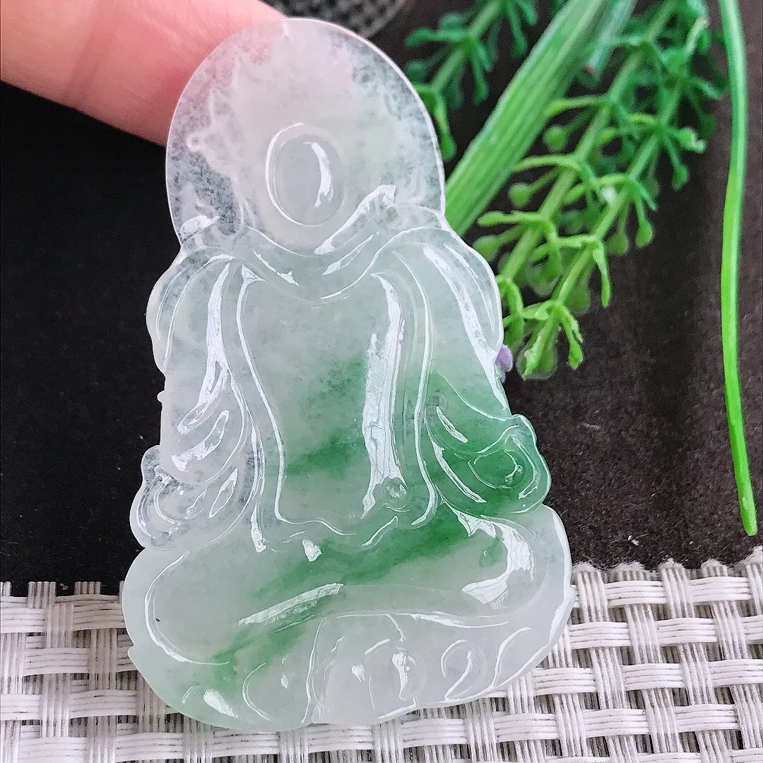 天然A货翡翠63.9/40/6老坑精美冰胶飘绿渡母菩萨吊坠翡翠挂件