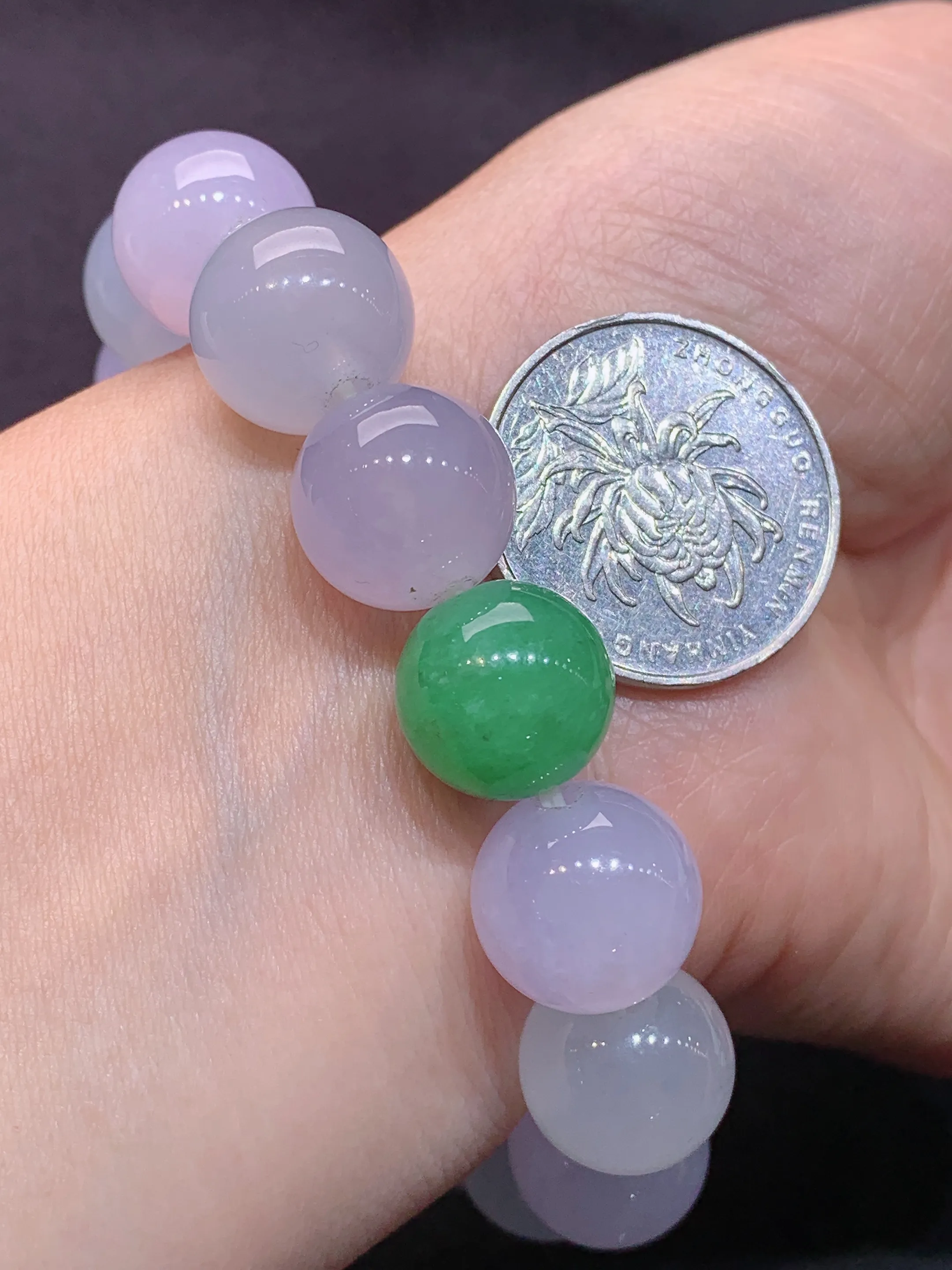 冰紫组合满绿蛋面手链 玉质细腻 色泽清新艳丽 整体尺寸13.6