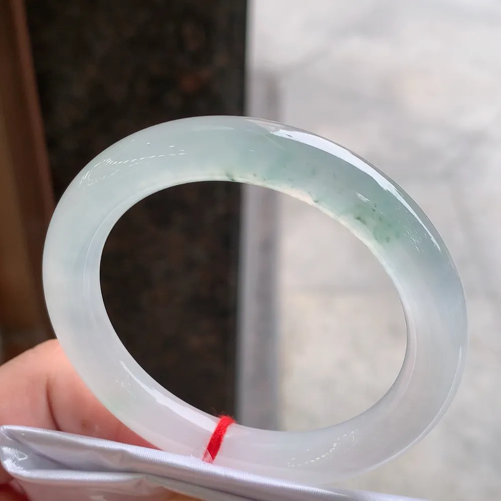 圆条冰玻飘花 无瑕 尺寸:54.6/9.6 花美 种水好