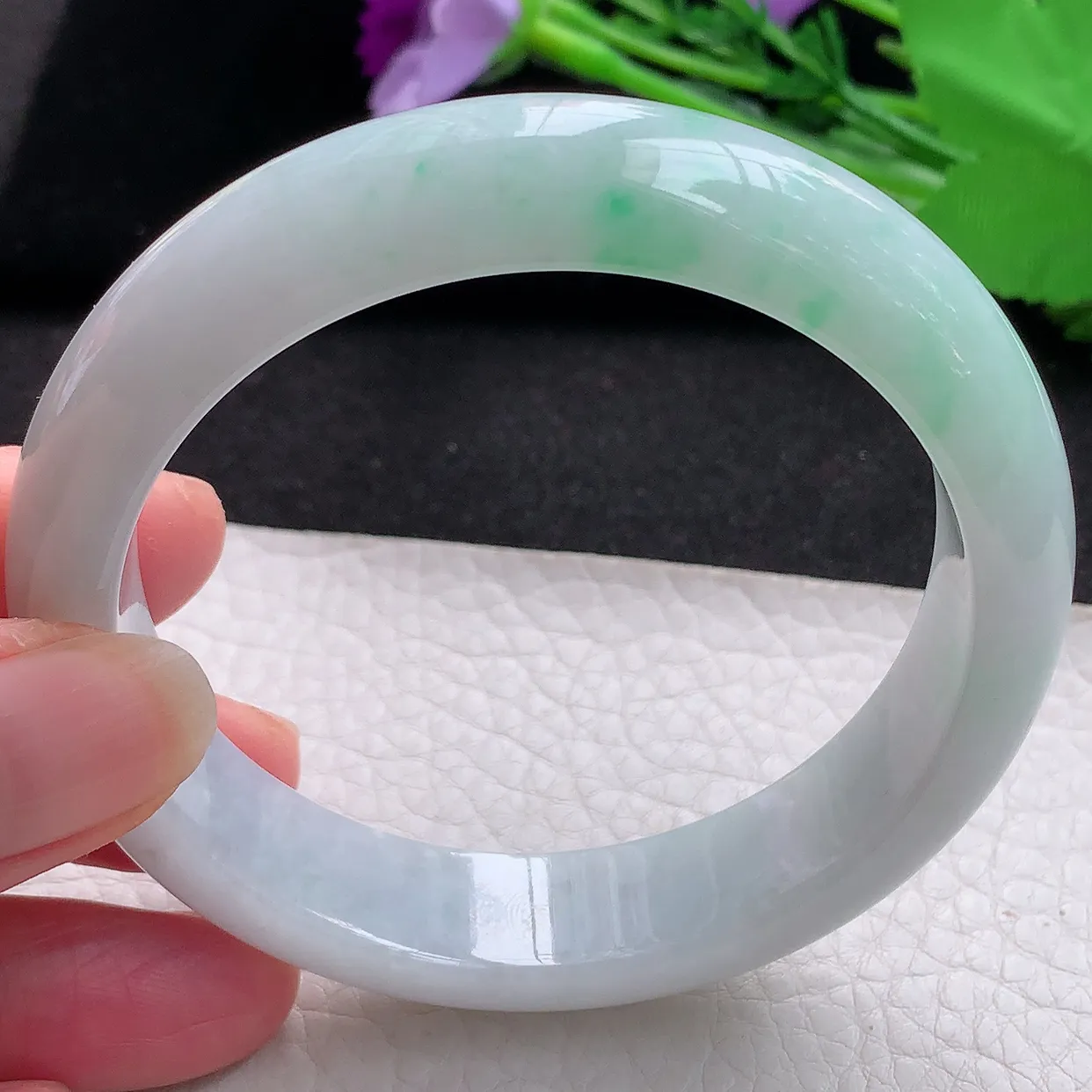 ll自然光58*14*8.5平安镯 天然缅甸翡翠a货飘绿宽边玉镯子 玉手环