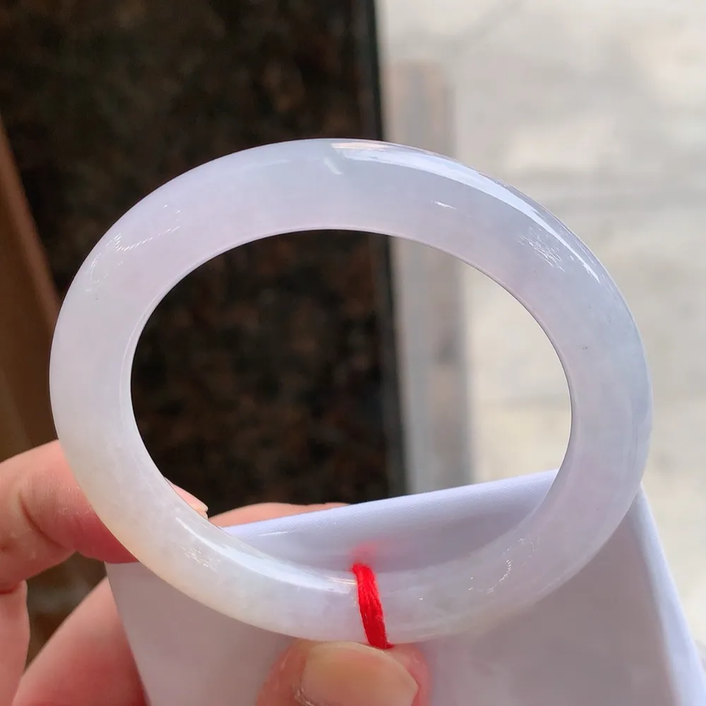 圆条冰黄翡 无瑕 尺寸:52.8/8.9 超值