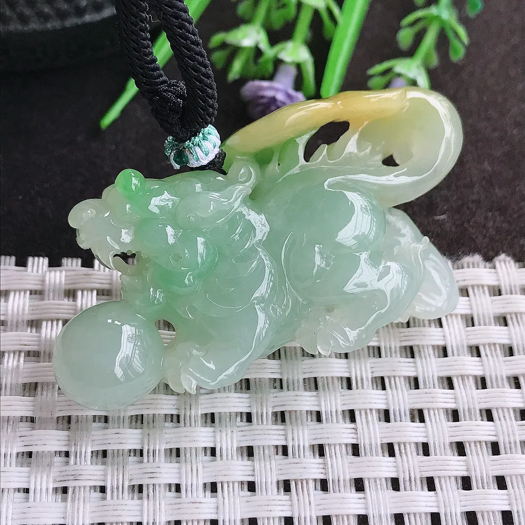 天然A货翡翠54/13.6/28.5老坑精美冰润黄加绿貔貅吊坠翡翠挂件