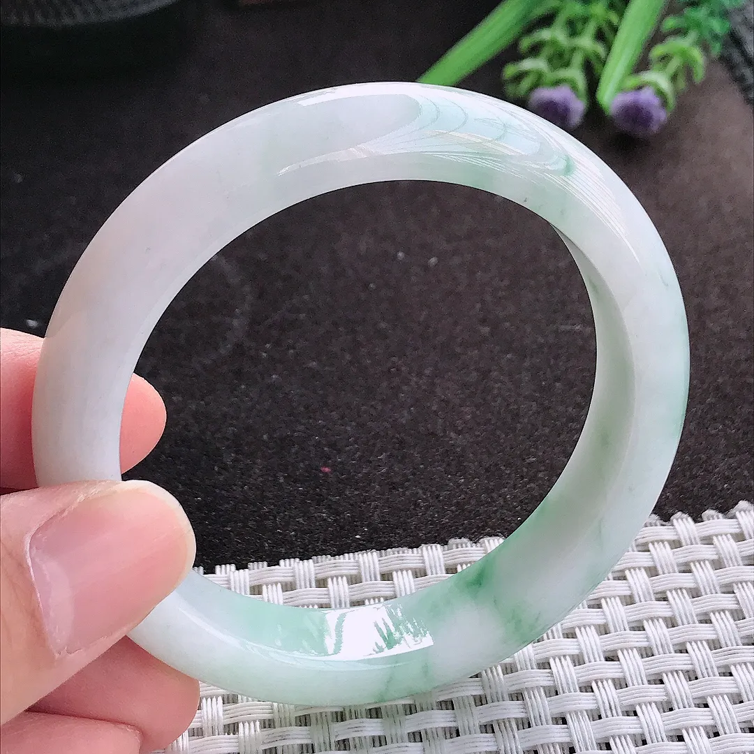 天然A货翡翠55.5/12.6/8.6老坑精美冰润飘花手镯宽边玉镯