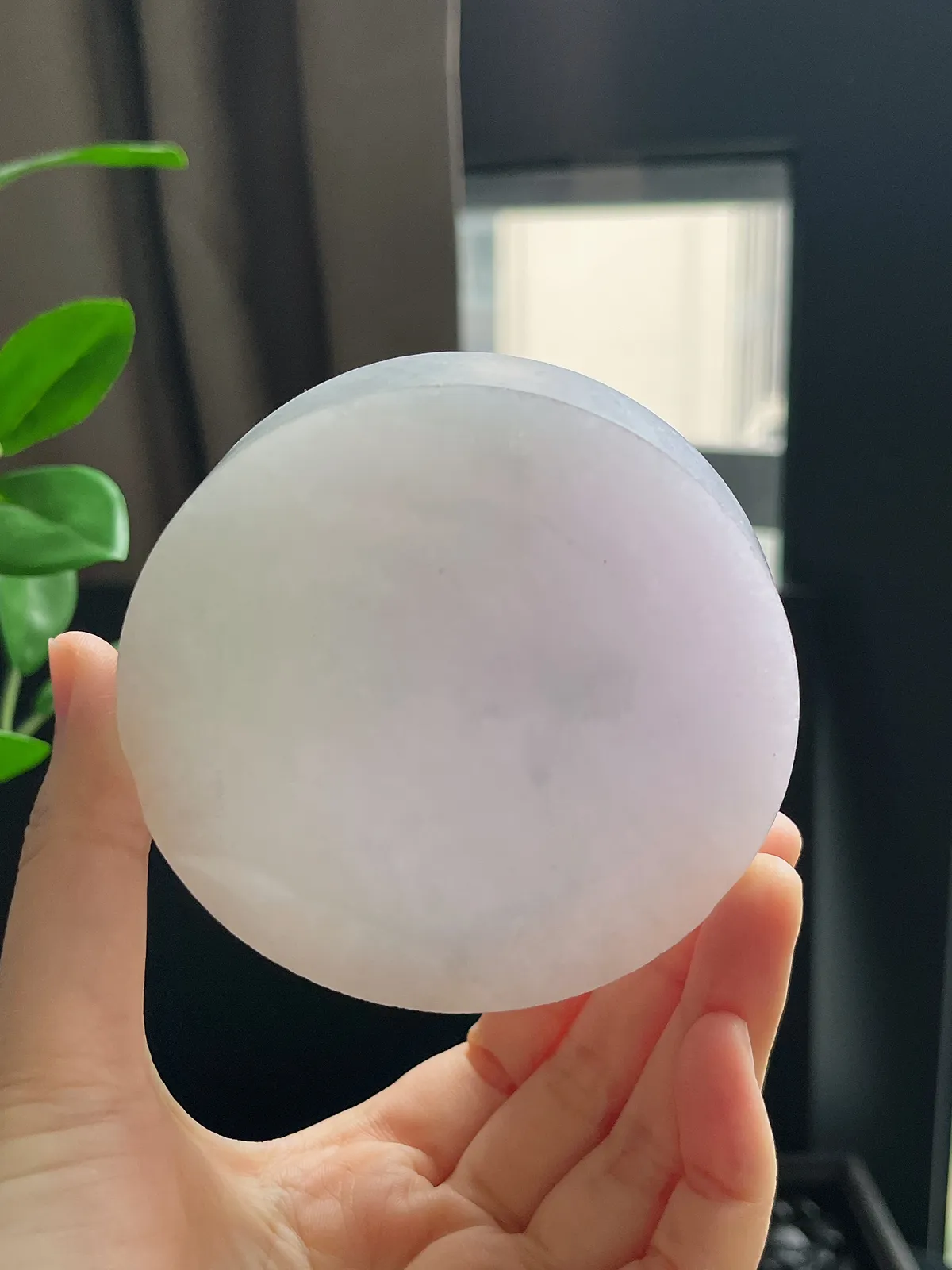 翡翠淡春彩镯饼，⭕️正圈最大做64，圆条最大做60