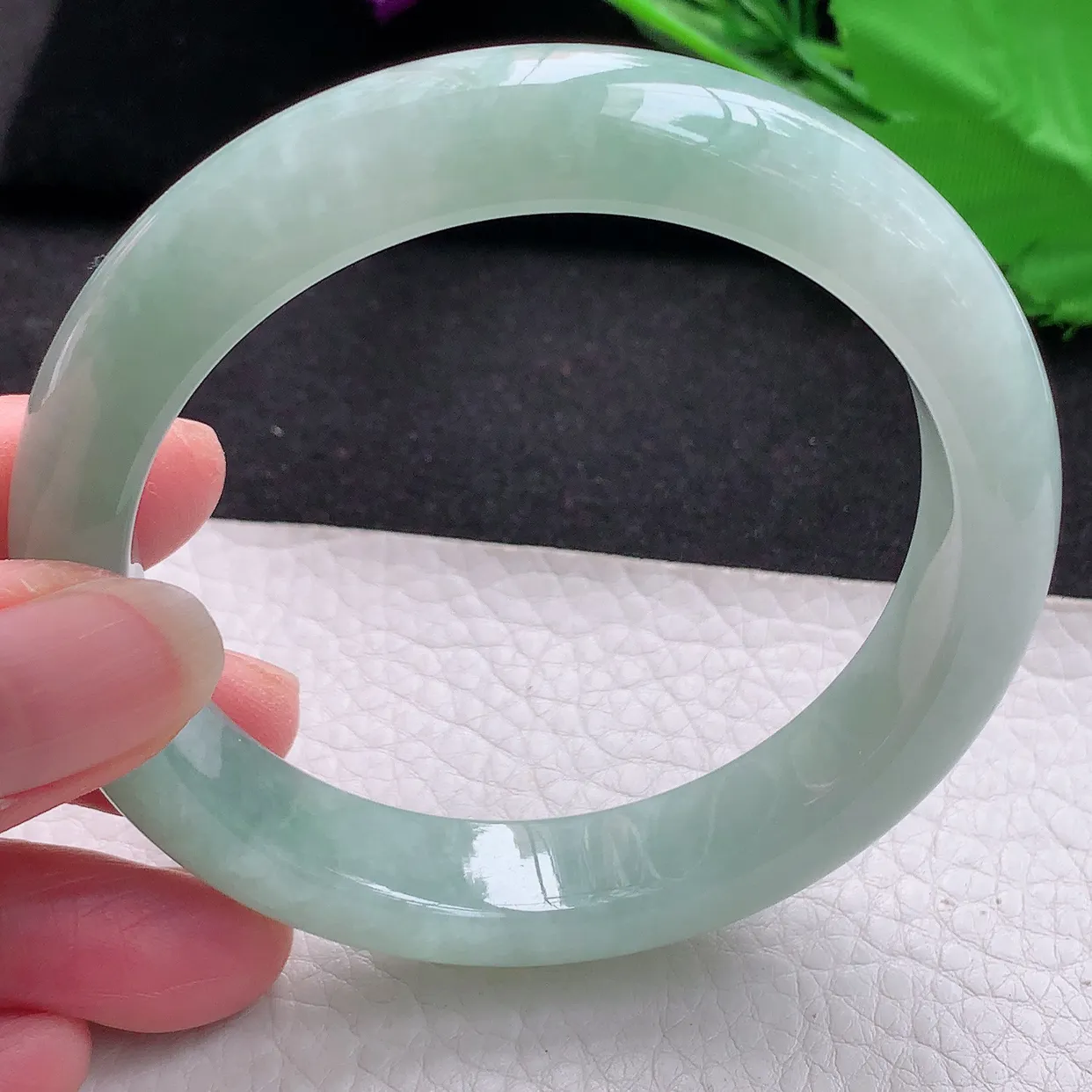 z大圈口60*12.7*8.8平安镯 缅甸翡翠A货晴绿宽边玉手镯玉手环