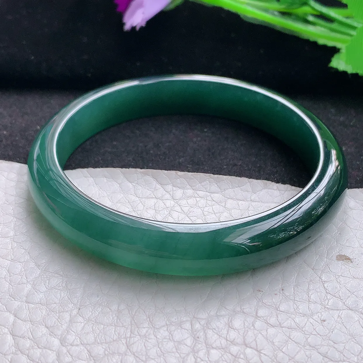 ll自然光56.5*10.3*7平安镯  天然翡翠a货蓝韵宽边玉镯子 玉手环