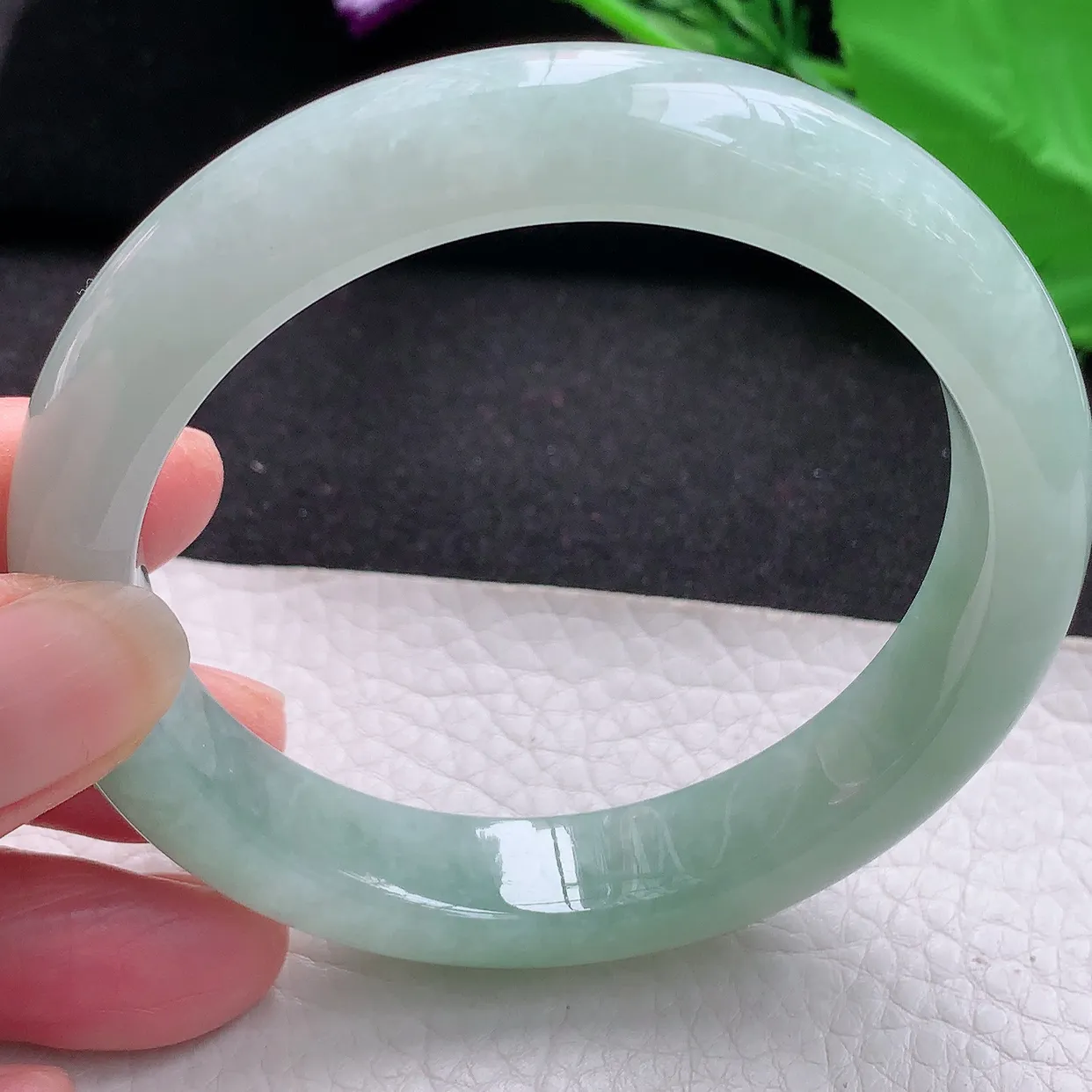 z大圈口60*12.7*8.8平安镯 缅甸翡翠A货晴绿宽边玉手镯玉手环