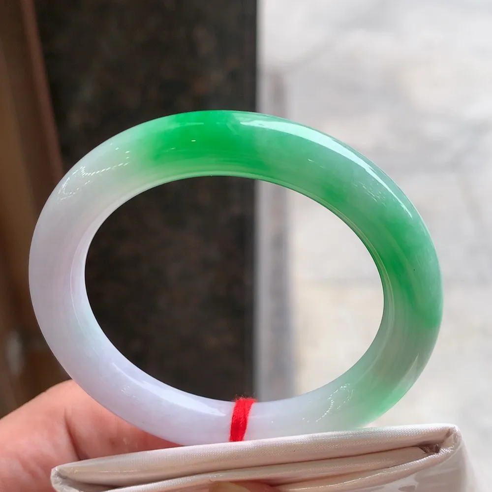 圆条冰糯春彩 无瑕 尺寸:50.4/9.4 色好