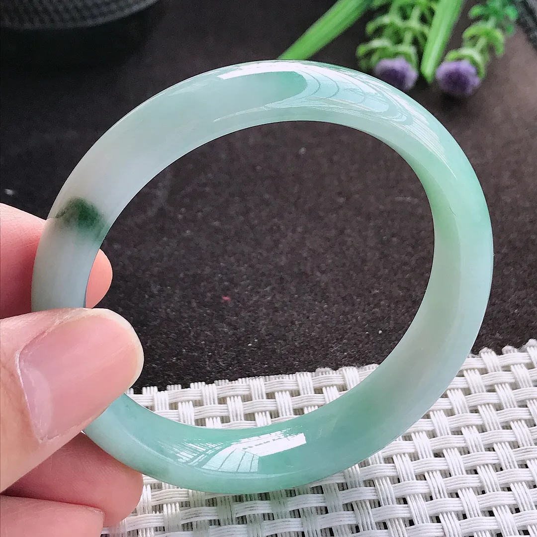 天然A货翡翠53.5/13.1/7..3老坑冰润水灵飘花手镯宽边玉镯