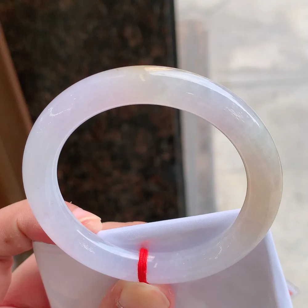 圆条冰黄翡 无瑕 尺寸:52.8/8.9 超值