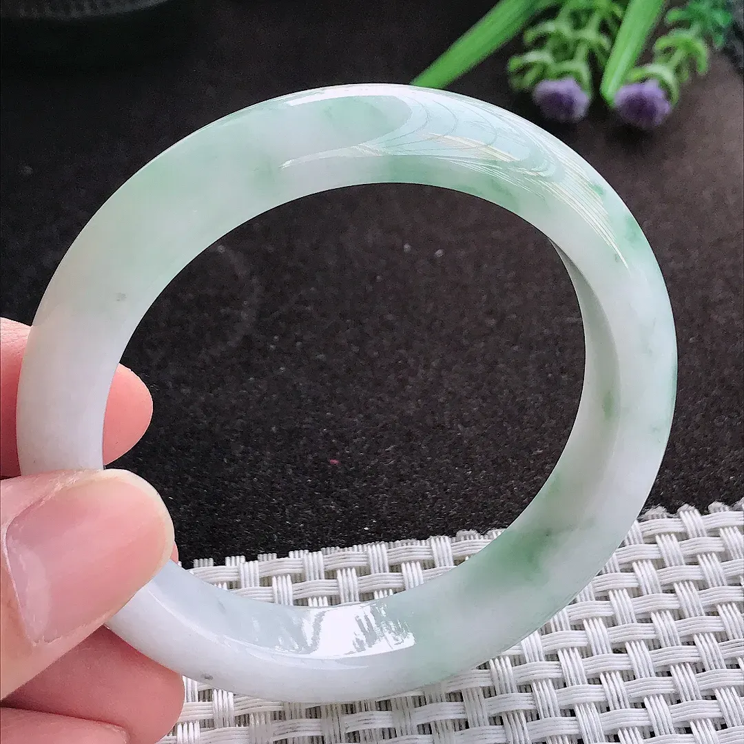 天然A货翡翠55.5/12.6/8.6老坑精美冰润飘花手镯宽边玉镯