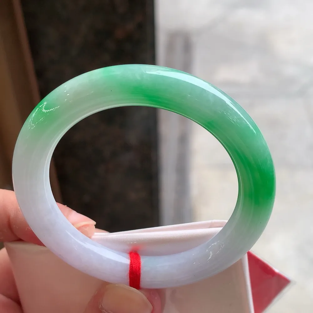 圆条冰糯春彩 无瑕 尺寸:50.4/9.4 色好