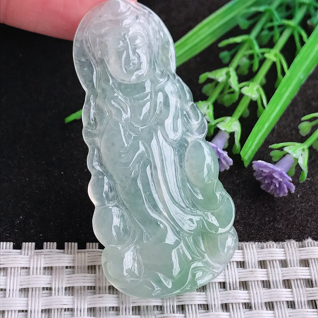 天然A货翡翠57/27.8/4.2老坑冰胶果冻冰晴观音菩萨吊坠翡翠挂件