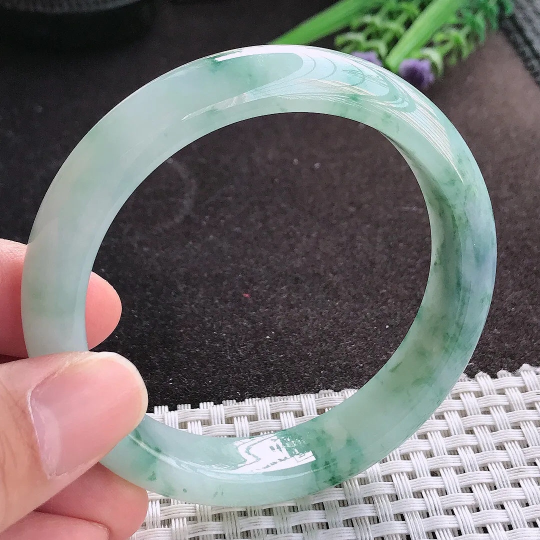 天然A货翡翠57.5/12.8/8.5老坑精美冰润飘花带紫手镯宽边玉镯女款