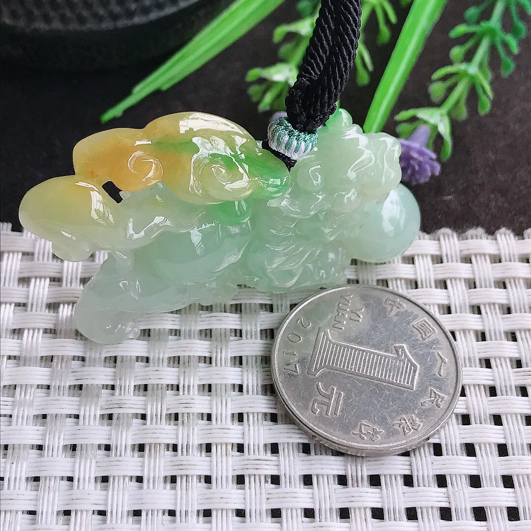 天然A货翡翠54/13.6/28.5老坑精美冰润黄加绿貔貅吊坠翡翠挂件