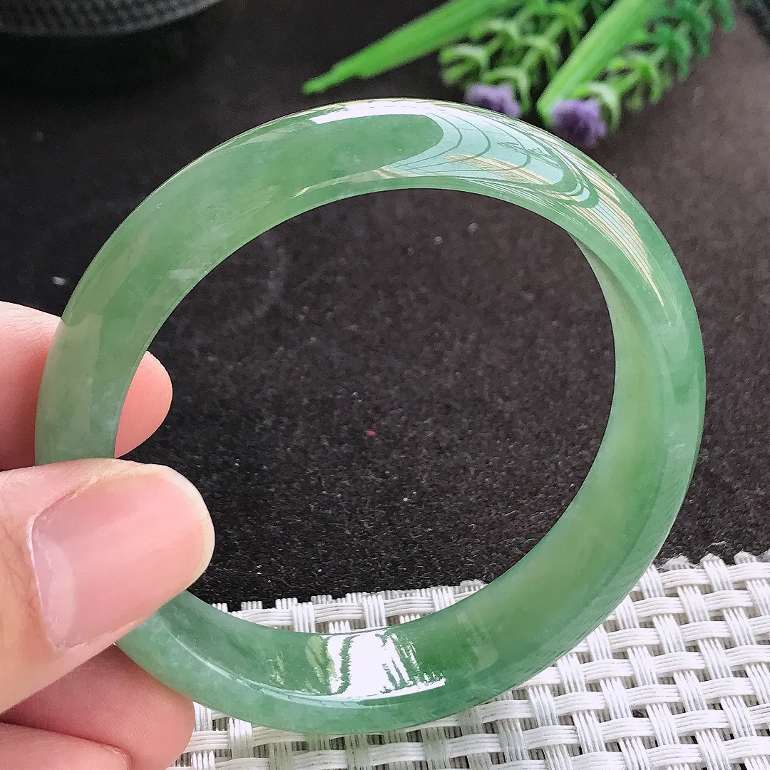 天然A货翡翠55/14.1/7老坑冰胶果冻冰晴满绿手镯宽边玉镯