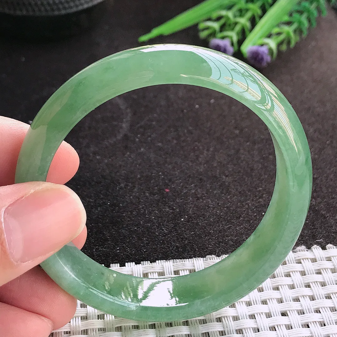 天然A货翡翠55/14.1/7老坑冰胶果冻冰晴满绿手镯宽边玉镯