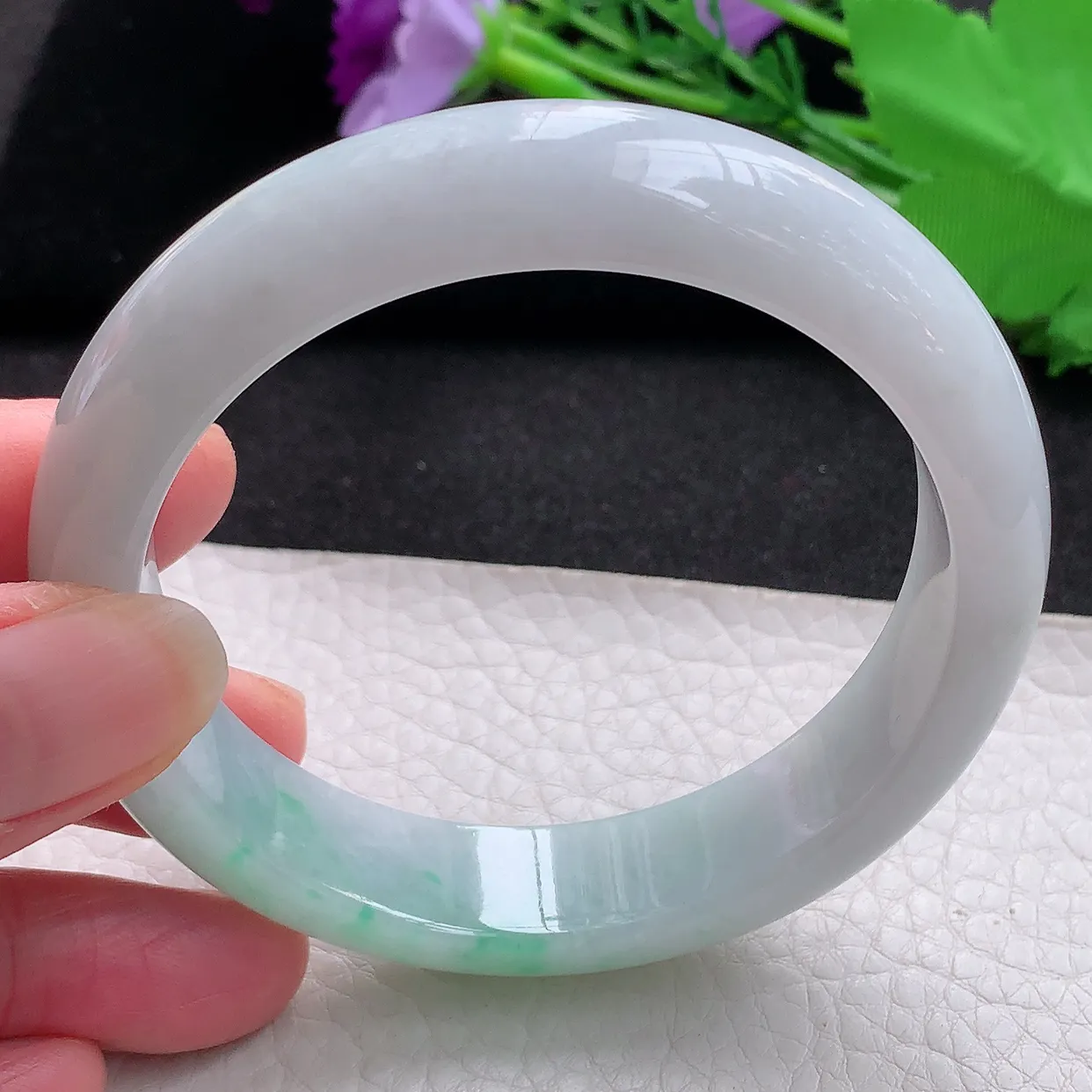 ll自然光58*14*8.5平安镯 天然缅甸翡翠a货飘绿宽边玉镯子 玉手环