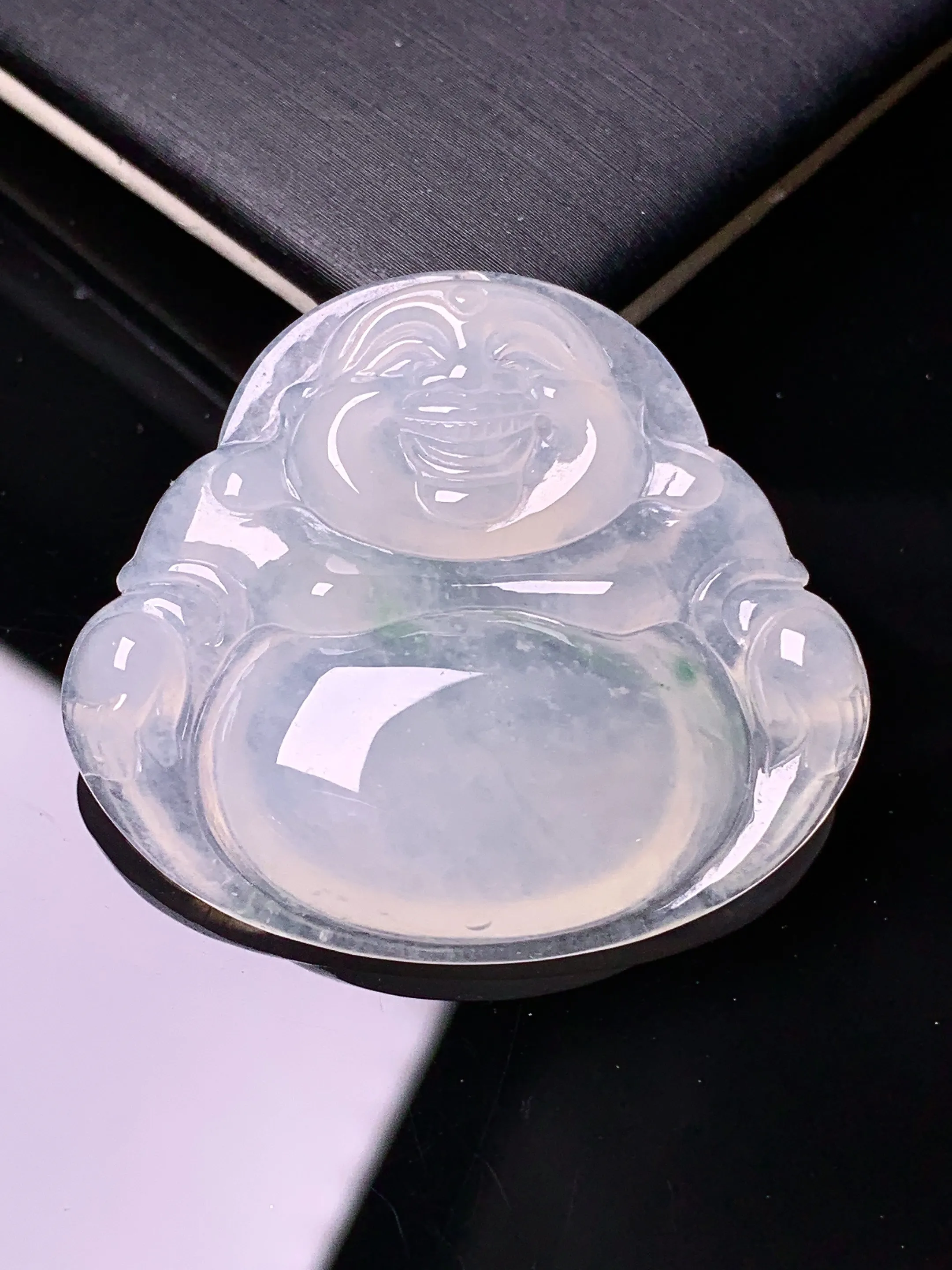 冰种佛公吊坠 玉质细腻 色泽清新艳丽 整体尺寸32.8*37.2*6.2