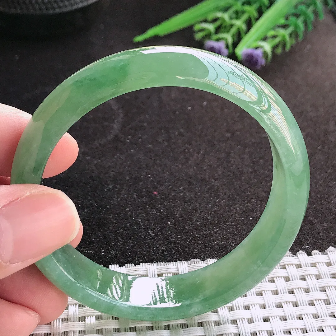 天然A货翡翠55/14.1/7老坑冰胶果冻冰晴满绿手镯宽边玉镯