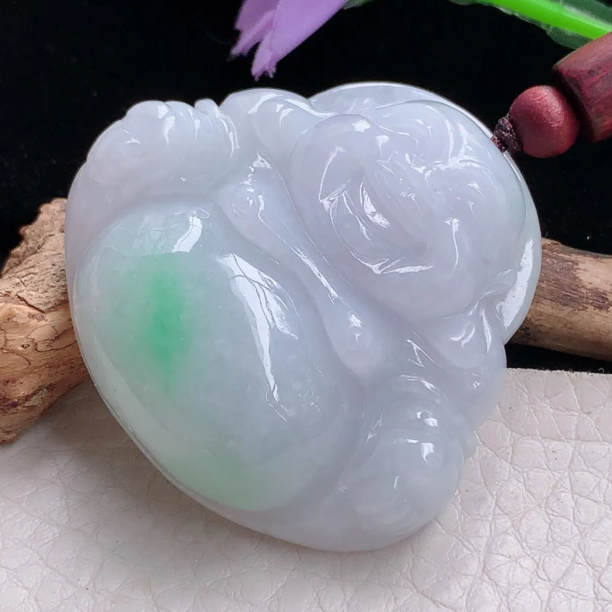 zen实拍41.8*43.6*12缅甸天然翡翠飘绿大佛公吊坠 白底青大肚弥勒佛像玉坠