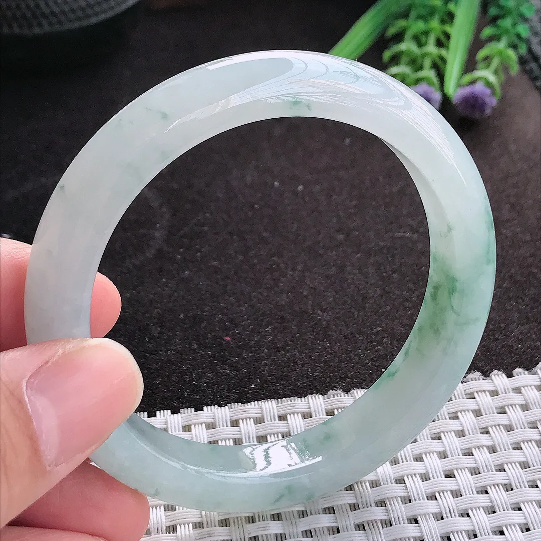 天然A货翡翠55.5/11/8.5老坑冰胶水灵飘花手镯宽边玉镯