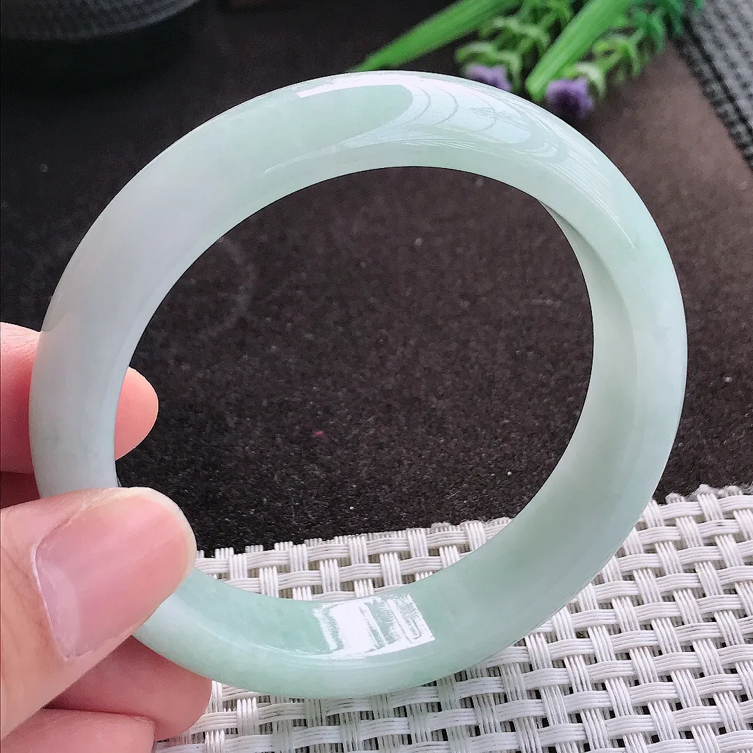 天然A货翡翠59.8/14.3/8.5老坑秀气冰润晴底色手镯宽边玉镯