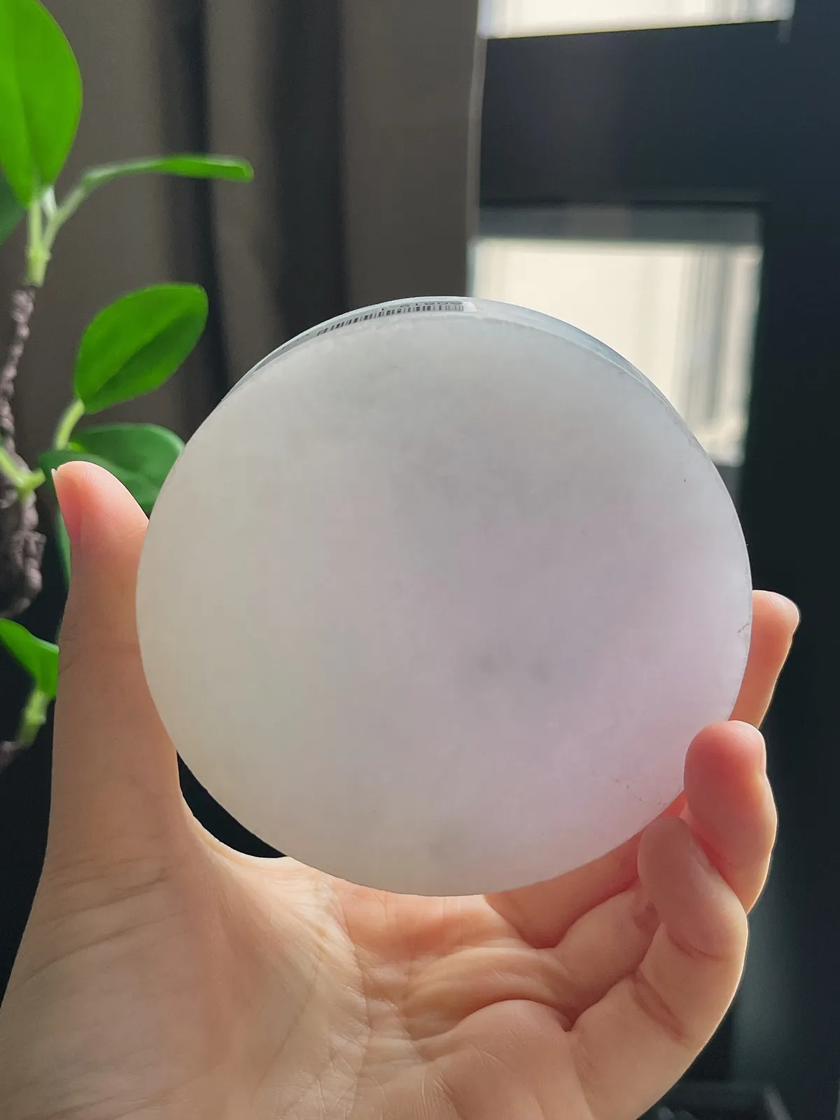 翡翠淡春彩镯饼，⭕️正圈最大做64，圆条最大做60