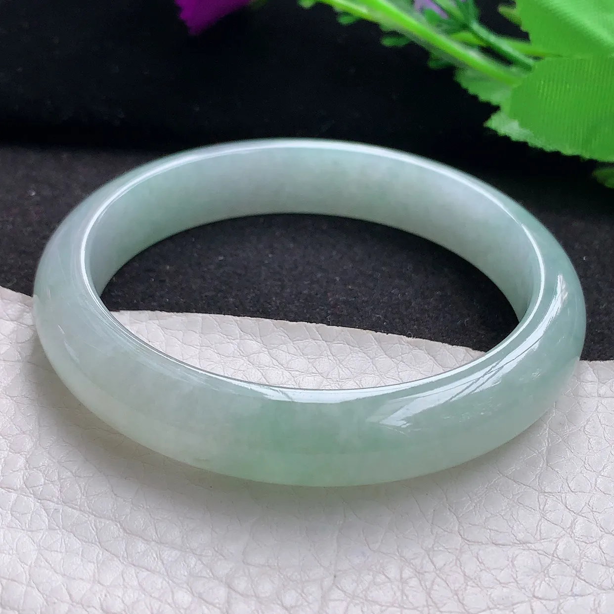 js自然光58*11.8*7.5平安镯 缅甸翡翠a货冰绿水灵宽边玉手镯玉手环