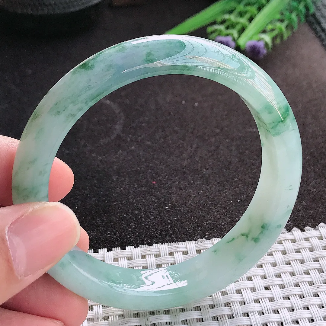 天然A货翡翠57.5/12.8/8.5老坑精美冰润飘花带紫手镯宽边玉镯女款