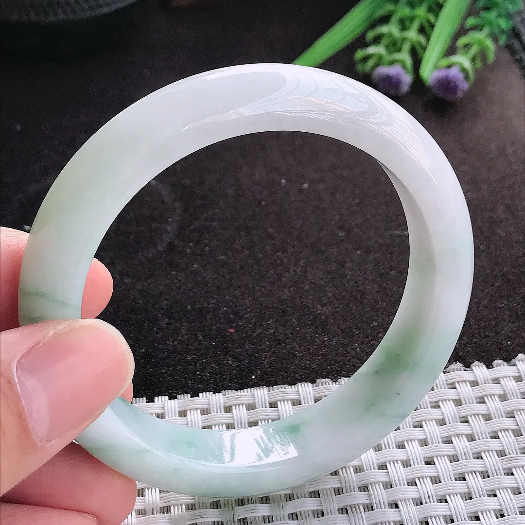 天然A货翡翠55.5/12.6/8.6老坑精美冰润飘花手镯宽边玉镯