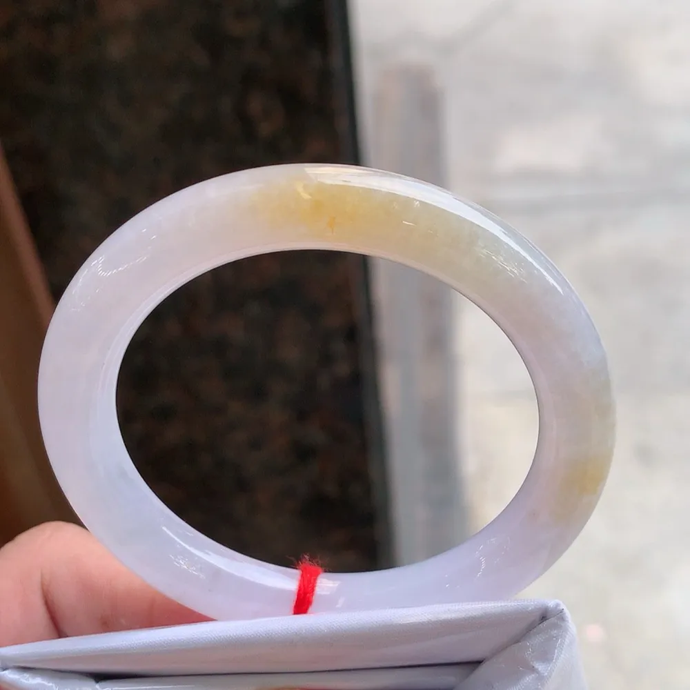 圆条冰黄翡 无瑕 尺寸:52.8/8.9 超值