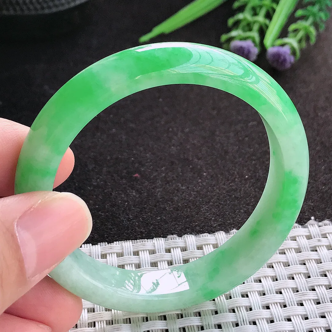 天然A货翡翠51/11.3/7.5老坑精美冰润阳绿手镯小圈口宽边玉镯手环